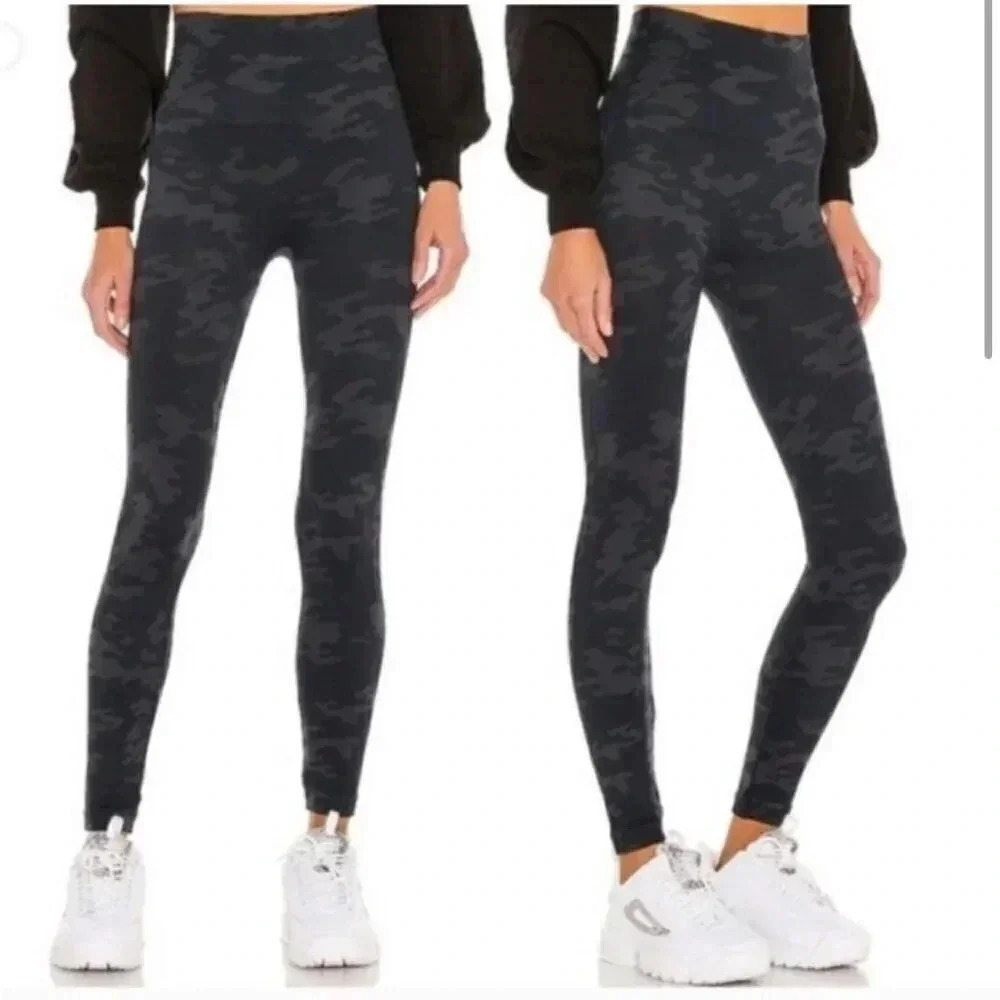 Spanx Look At Me Now Size XS Black Gray Camo Leggings Compression Athleisure